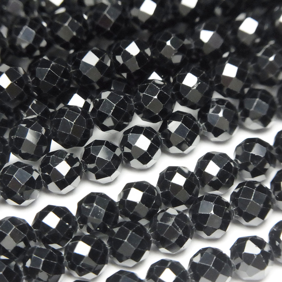 Haute Qualité Spinelle Noire AAA Facettée Ronde 5mm 1 fil de perles (env. 15 pouces / 37 cm)