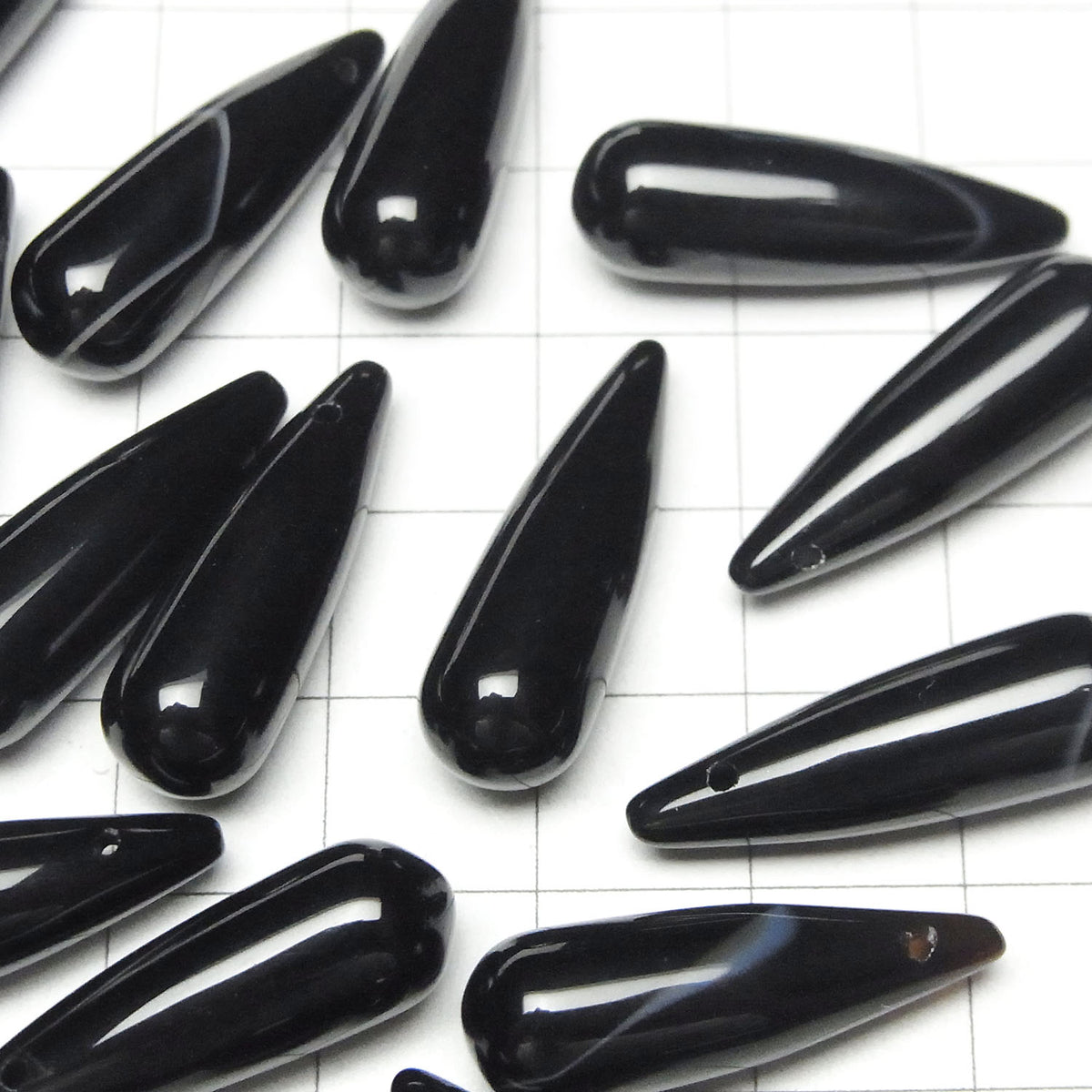 Onyx Tropfen (glatt) 25x8mm 2 Stück