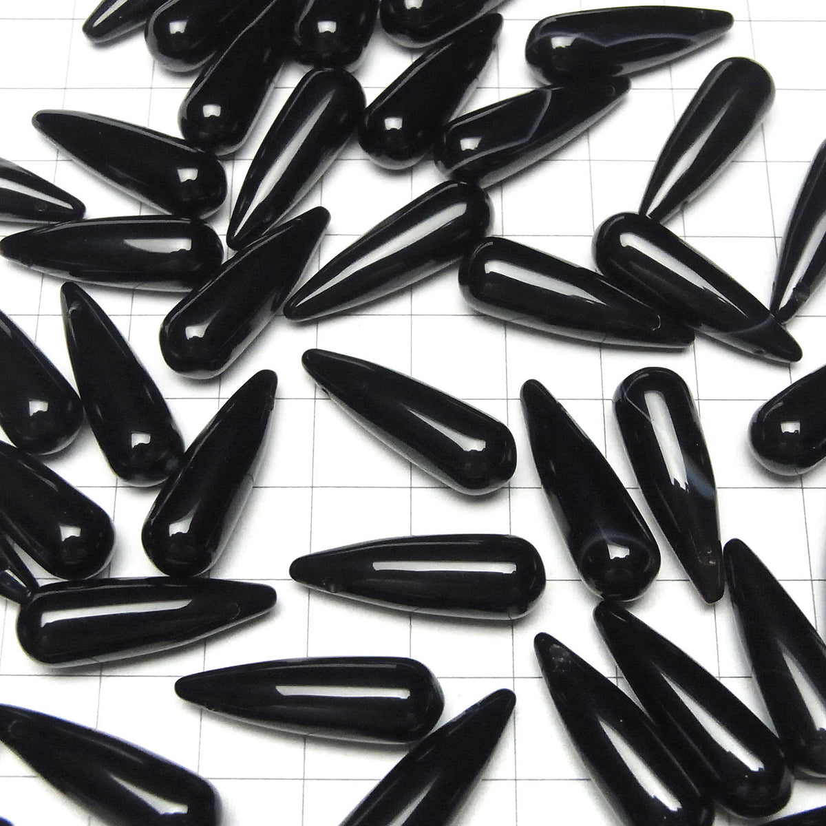 Onyx Tropfen (glatt) 25x8mm 2 Stück