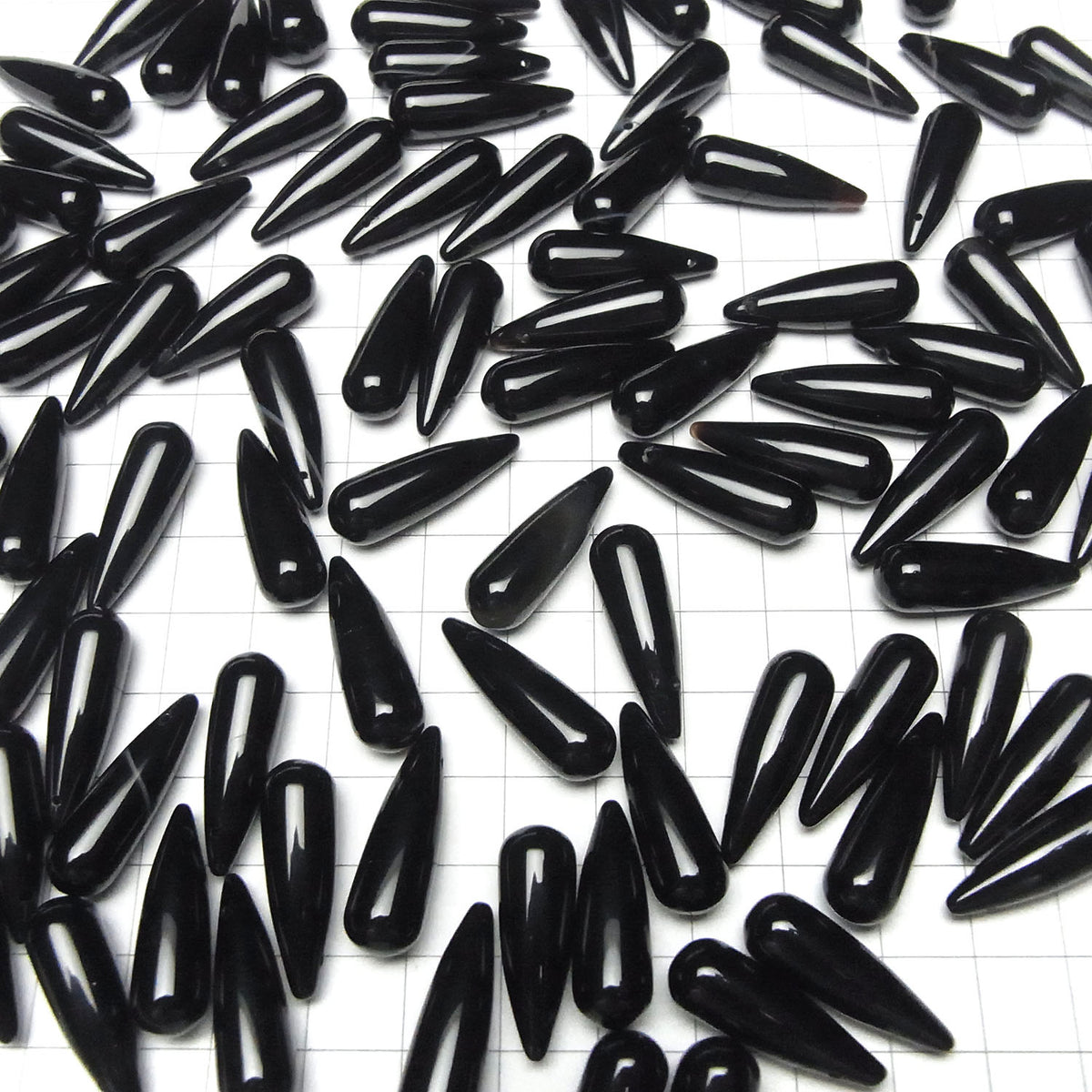 Onyx Tropfen (glatt) 25x8mm 2 Stück
