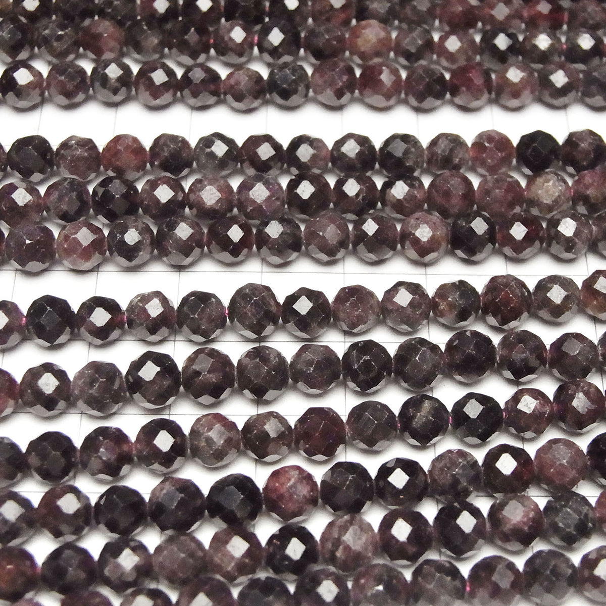 Hochwertig! Mosambikgranat AA 64 Facettierte Rund 6.5mm 1 Strang Perlen (ca. 15 Zoll/36 cm)