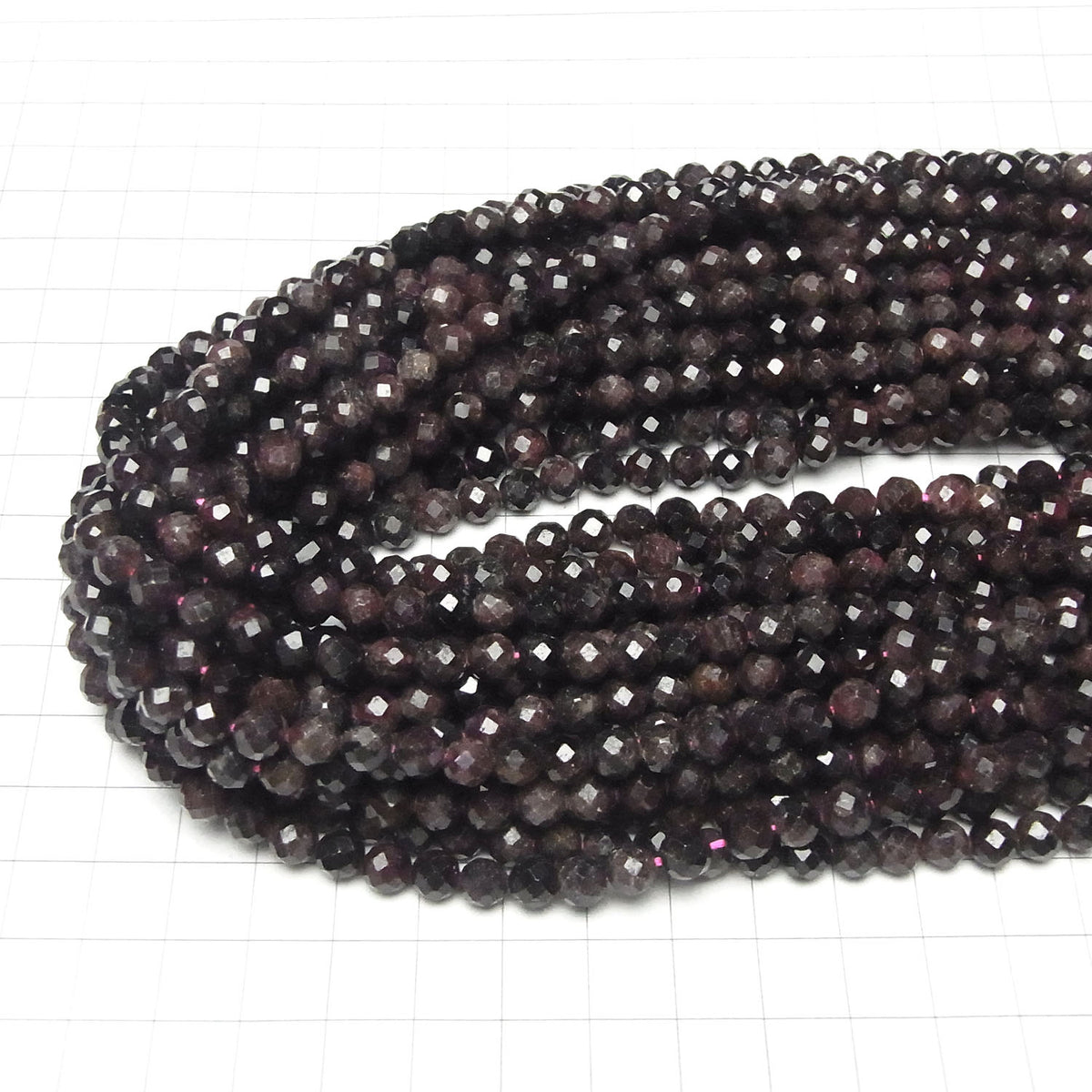 Hochwertig! Mosambikgranat AA 64 Facettierte Rund 6.5mm 1 Strang Perlen (ca. 15 Zoll/36 cm)