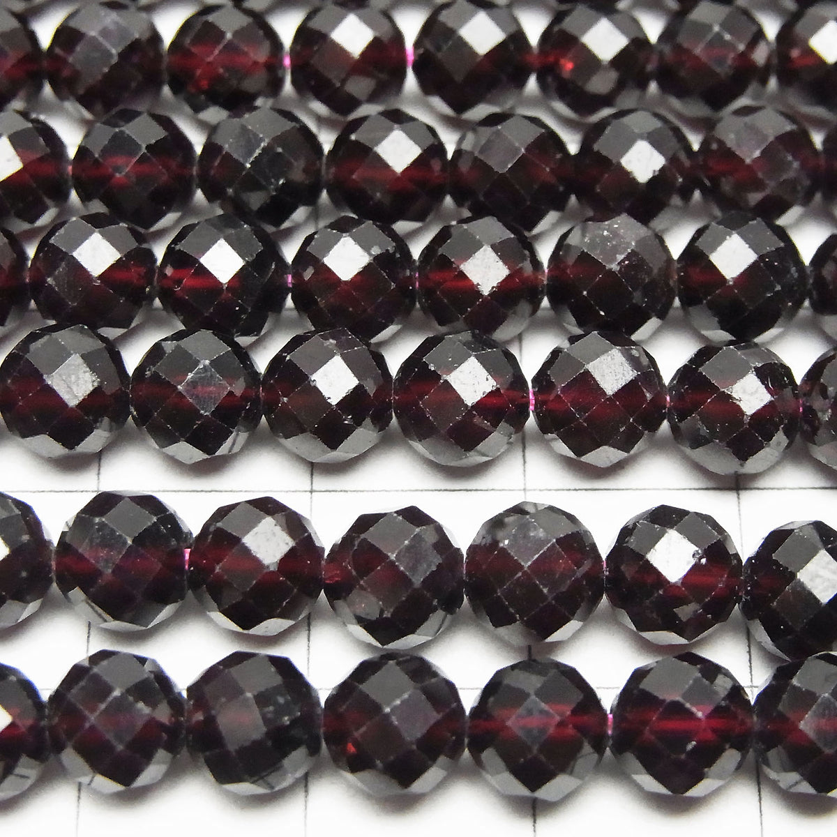 High Quality! Mozambique Garnet AAA- 64Faceted Round 6mm half or 1strand beads (aprx.15inch/36cm)