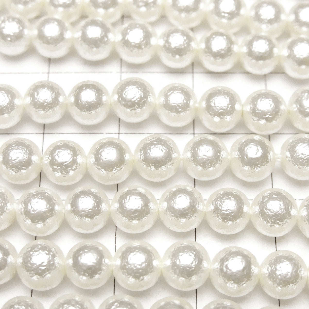 Shell Pearl (Sugar Pearl) Off-White Round 6mm 1strand beads (aprx.15inch/38cm)