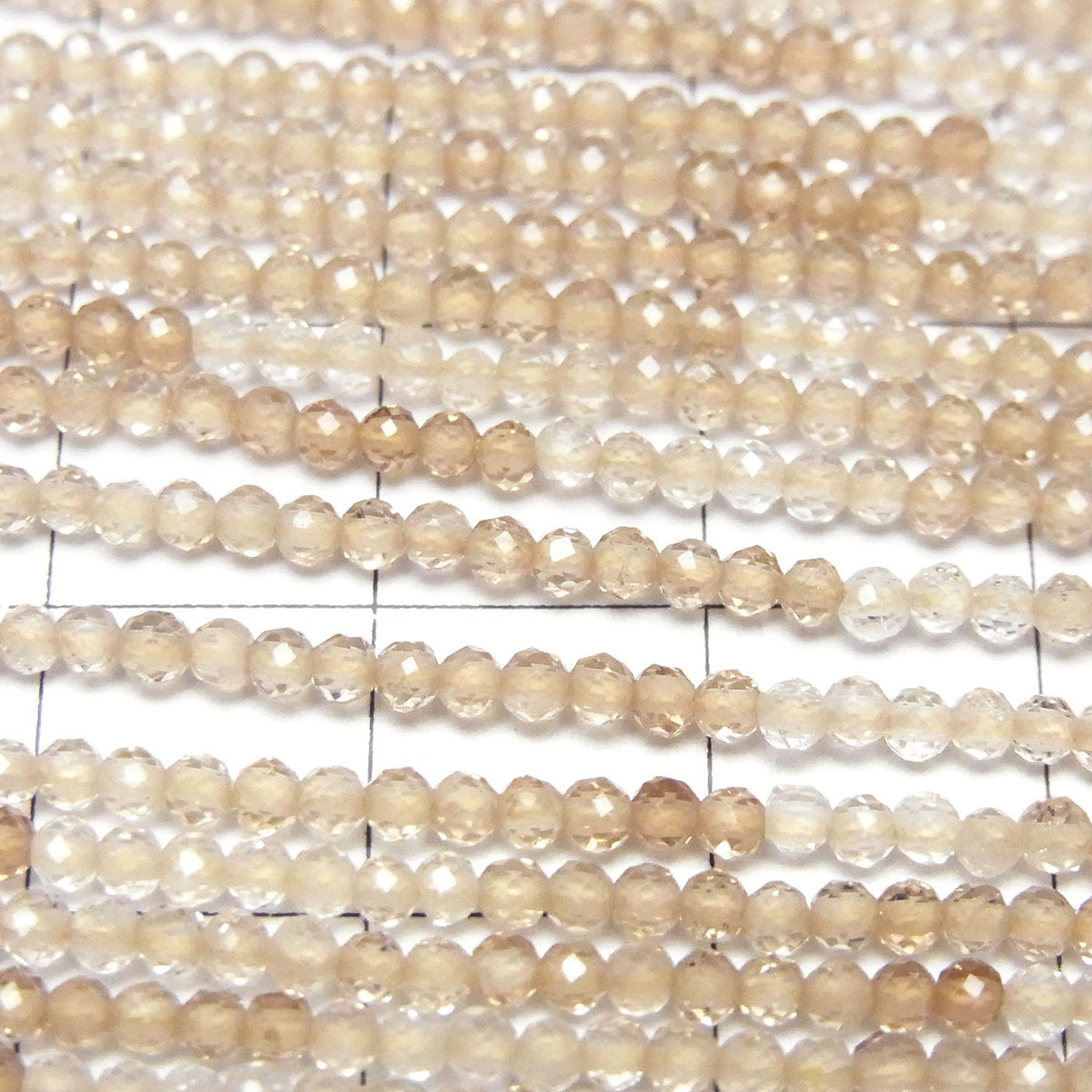 Haute Qualité ! Topaze Brune AAA Ronde Semi Facettée 2.5mm 1 fil de perles (env. 12inch / 30cm)