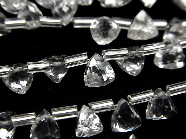 [Video] High Quality Crystal AAA-Three-dimensional Triangle Cut 6x6x6mm half or 1strand (18pcs)