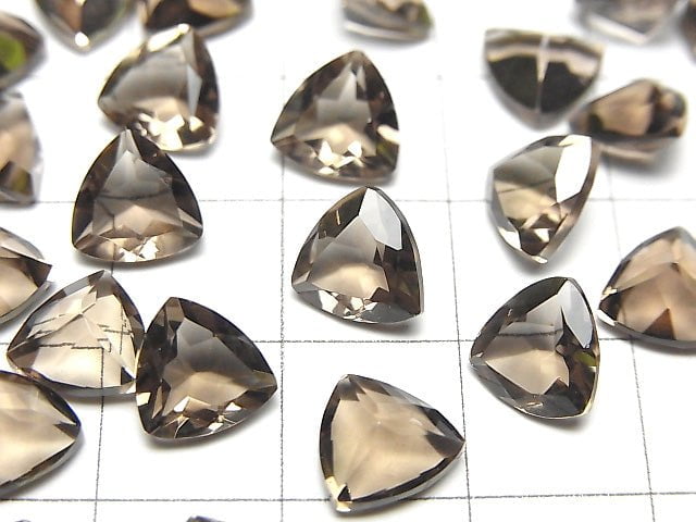 [Video]High Quality Smoky Quartz AAA Loose stone Triangle Faceted 8x8mm 5pcs