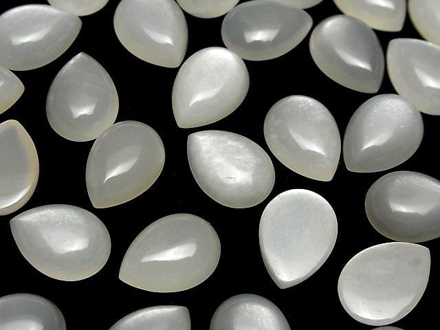 [Video] White Moonstone AAA Pear shape Cabochon 18x13mm 1pc