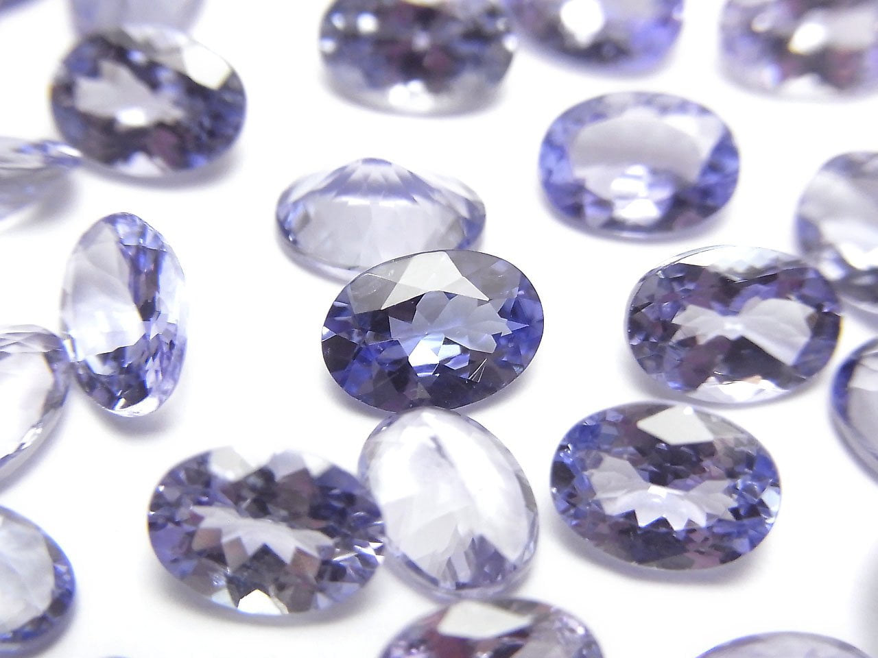 高品質坦桑石 AAA 裸石 橢圓刻面 7x5mm 1顆