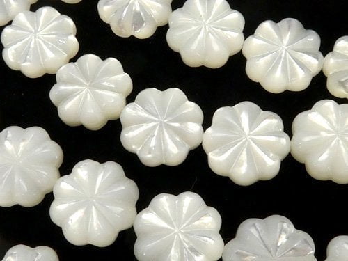 [Video] High Quality White Shell (Silver-lip Oyster)AAA Flower (Both Side Finish)12x12x4mm 1/4 or 1strand beads (aprx.15inch/36cm)