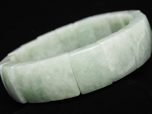 [Video] Pastel Green! Burma Jadeite AAA- 2 Hole Rectangle 15x12x6mm Bracelet