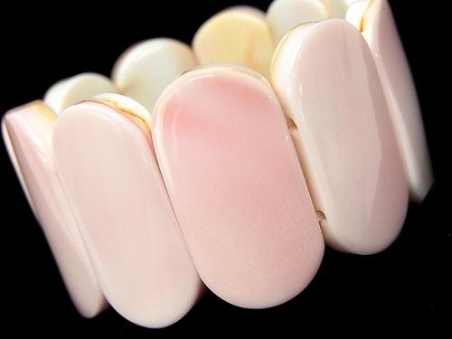 1strand $24.99! Queen Conch Shell AAA 2 holes Oval 30 x 16 x 6 mm 1strand (Bracelet)