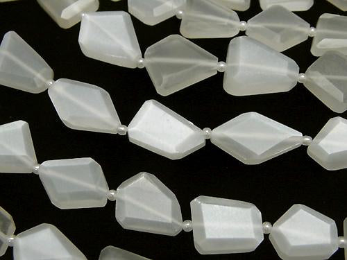 White Moon Stone AAA - Flat Faceted Nugget half or 1strand (aprx. 14 inch / 34 cm)