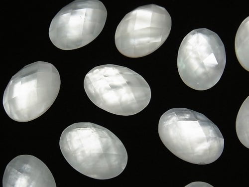 White Shell x Crystal AAA- Oval Faceted Cabochon 18x13mm 3pcs