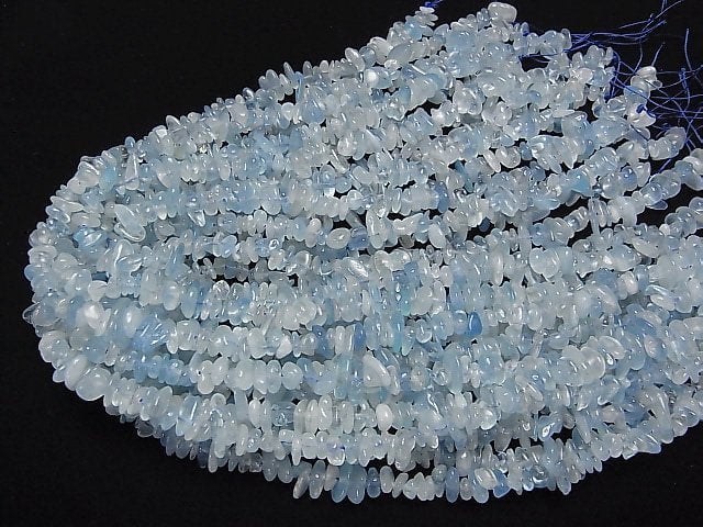 [Video] Aquamarine AAA- Chips (Small Nugget ) 1strand beads (aprx.15inch/37cm)