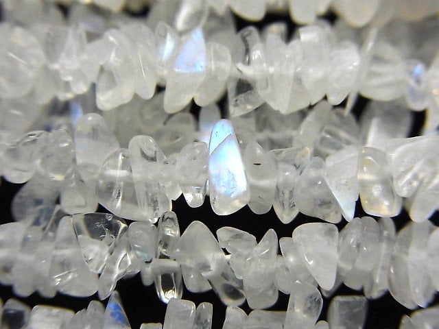 [Video] High Quality Rainbow Moonstone AAA Chips (Small Nugget) 1strand beads (aprx.33inch / 84cm)