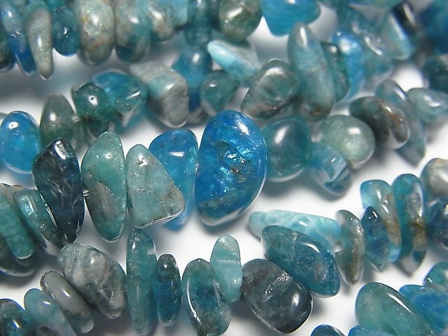 Blue Apatite AA+ Chips (Small Nugget ) 1strand beads (aprx.32inch/80cm)