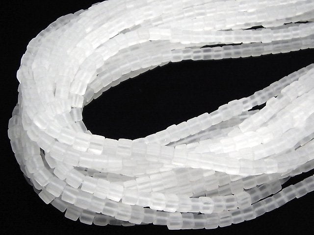 [Video] Frosted Quartz Cube 4x4x4mm half or 1strand beads (aprx.15inch/37cm)