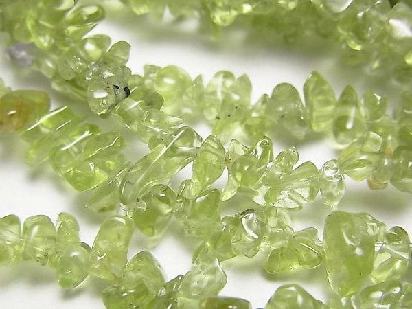 [Video]Peridot AA+ Chips (Small Nugget ) 1strand beads (aprx.31inch/78cm)