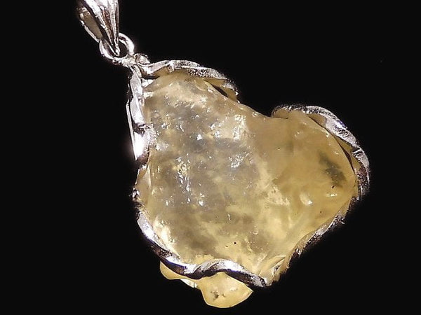 [Video][One of a kind] Libyan Desert Glass Rough Rock Nugget Pendant Silver925 NO.468