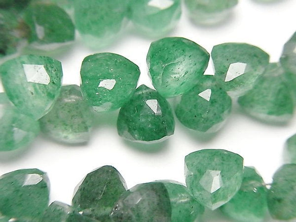 [Video] Green Aventurine AAA- 3D Triangle Cut half or 1strand beads (aprx.7inch/18cm)