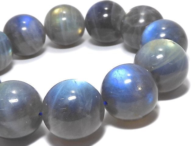 [Video][One of a kind] Labradorite AAA- Round 19mm Bracelet NO.1