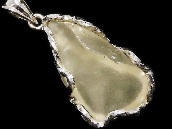 [Video][One of a kind] Libyan Desert Glass Roughlock Nugget Pendant Silver925 NO.494