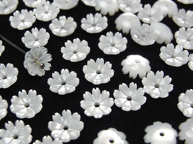 [Video] High quality white Shell AAA 3D flower 8mm center hole 4pcs
