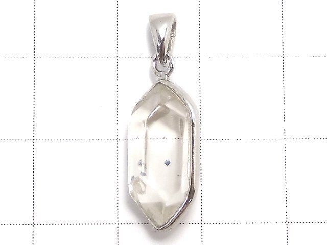 [Video][One of a kind] Fluorite in Quartz Faceted Nugget Pendant Silver925 NO.21