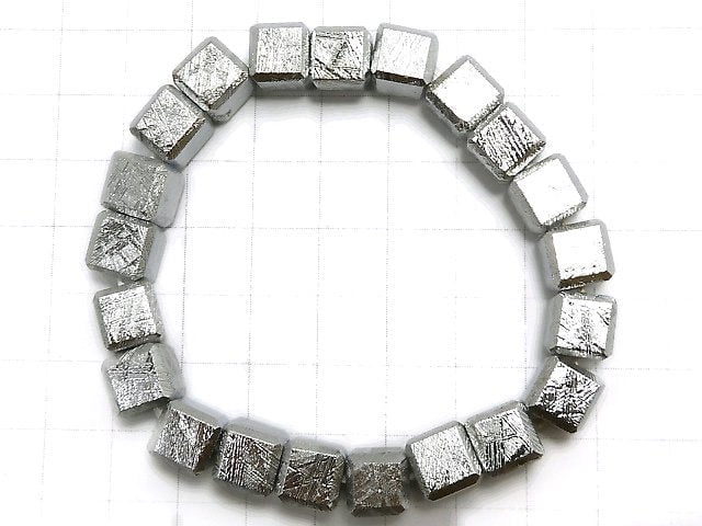[Video][One of a kind] Meteorite (Muonionalusta) Cube 8x8x8mm Bracelet NO.2