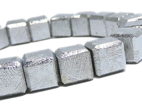 [Video][One of a kind] Meteorite (Muonionalusta) Cube 8x8x8mm Bracelet NO.3