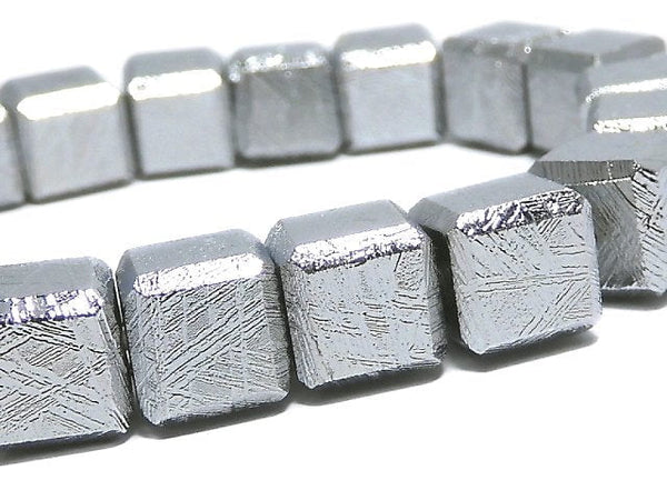 [Video][One of a kind] Meteorite (Muonionalusta) Cube 8x8x8mm Bracelet NO.4