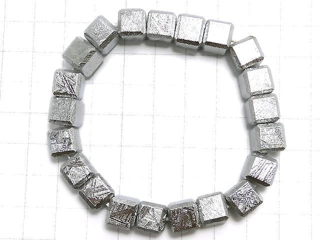 [Video][One of a kind] Meteorite (Muonionalusta) Cube 8x8x8mm Bracelet NO.5