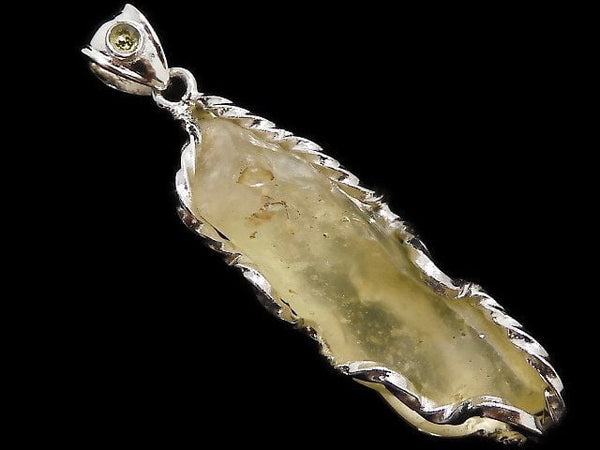 [Video][One of a kind] Libyan Desert Glass Rough Rock Nugget Moldavite Pendant Silver925 NO.226