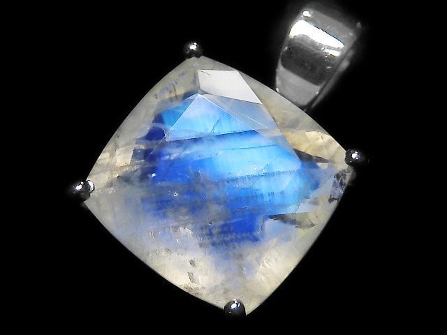 [Video][One of a kind] High Quality Rainbow Moonstone AAA Faceted Pendant Silver925 NO.28