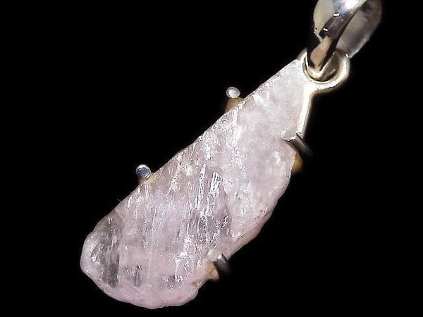 [Video][One of a kind] Kunzite Rough Rock Nugget Pendant Silver925 NO.1