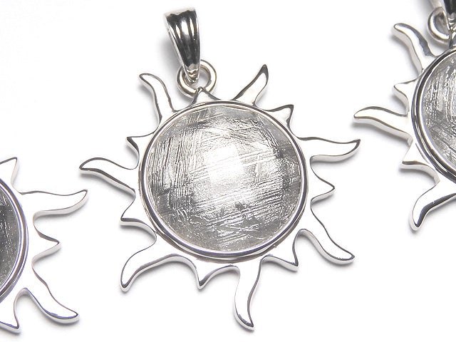 Meteorite (Muonionalusta) Sun 27 x 30 x 5 mm Pendant (Faceted) Silver 925