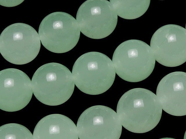 1strand $5.79! Pastel Green Jade Round 10mm 1strand beads (aprx.15inch / 38cm)
