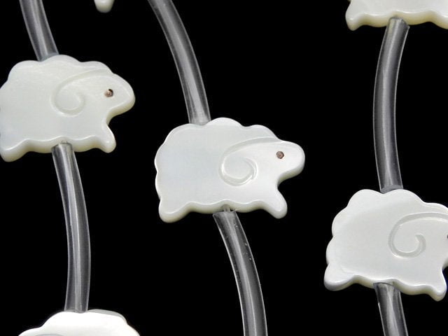High quality Mother of Pearl MOP AAA White sheep shape 14x10mm half or 1strand (Approx 14pcs )