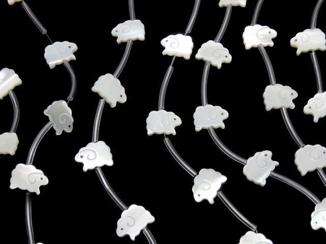 High quality Mother of Pearl MOP AAA White sheep shape 14x10mm half or 1strand (Approx 14pcs )