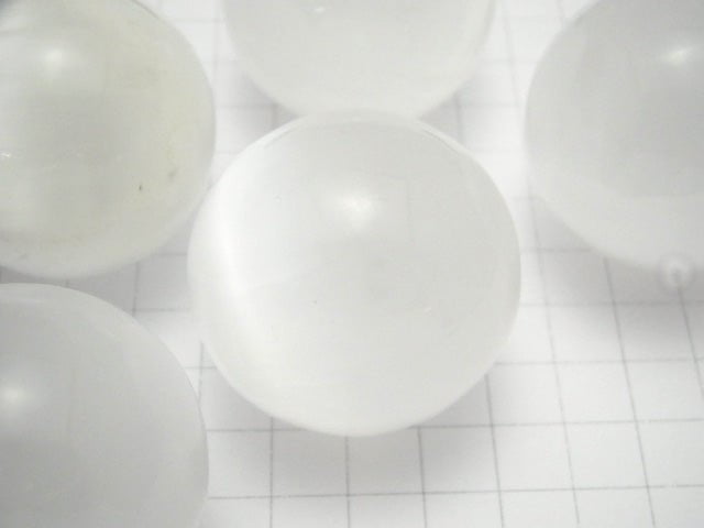 Selenite (Gypsum) Sphere, Round 40mm 1pc